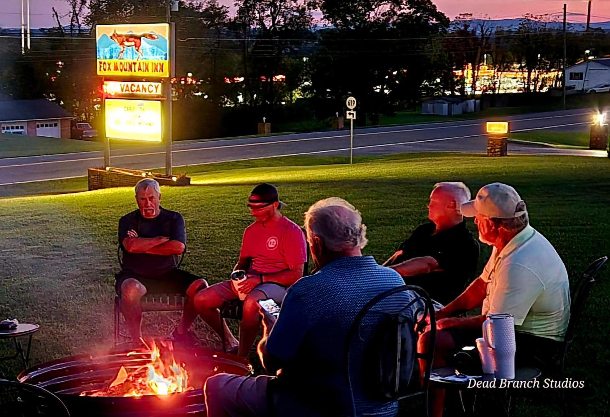 Fox Mountain Inn Max Meadows المظهر الخارجي الصورة